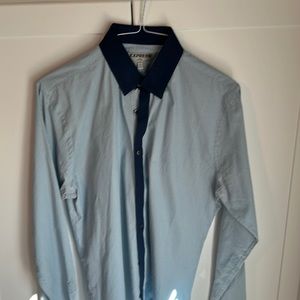 Express pin dot Fitted shirt with blue collar and blue placket